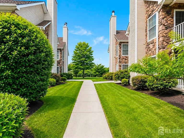 106 Chariot Ct — Photo 6
