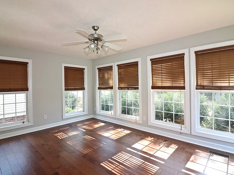 195 Russet Ct — Photo 20