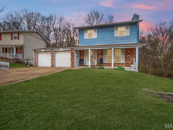 1721 Burgess Way, Barnhart, MO 63012