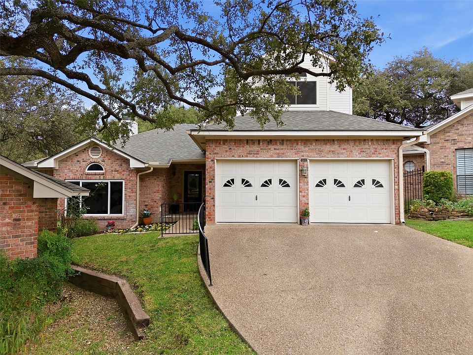 1st image of 212 Shady Place Dr