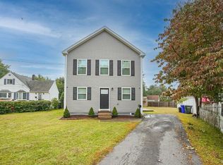 52 Canterbury Rd, Springfield, MA 01118