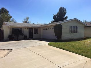 16065 Yates Rd, Victorville, CA 92395