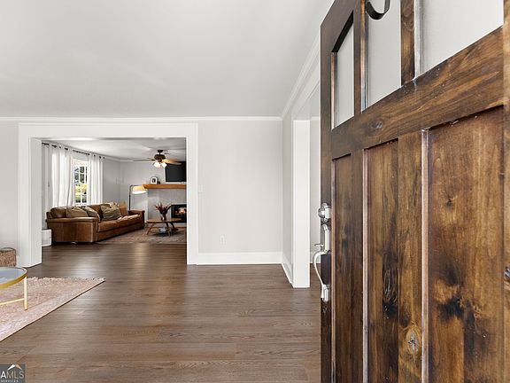 3rd image of 63 Angel Ln