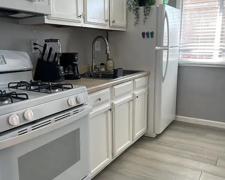 2605 Fenton Pl — Photo 4