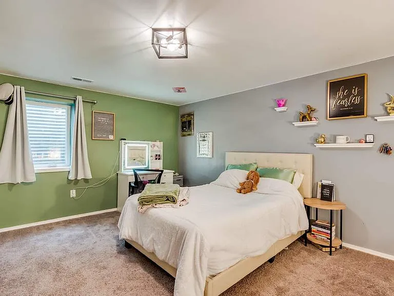11941 W Rolling Hills Dr — Photo 20