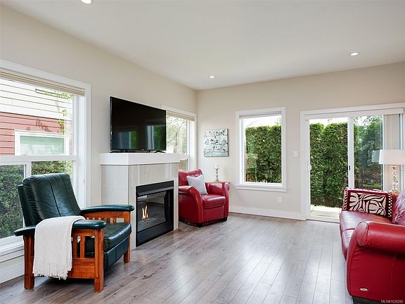 3rd image of 1515 Keating Cross Rd #21
