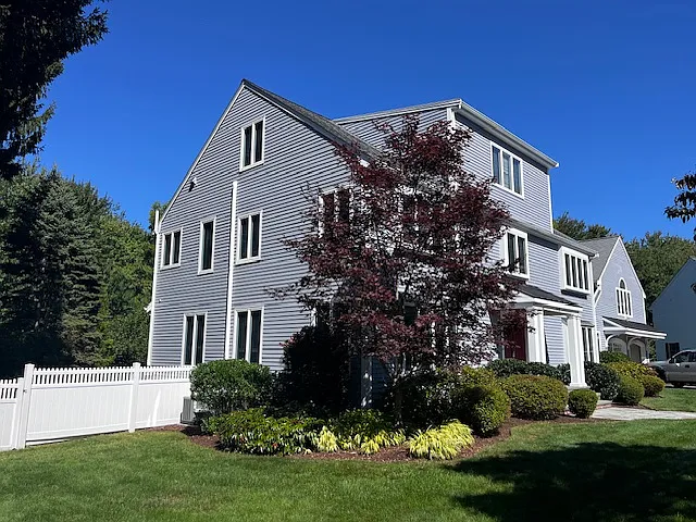 143 E Emerson Rd