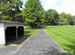 221 Frames Branch Rd, Clay City, KY 40312