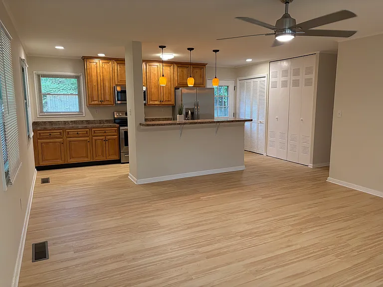 1720 Millgate Rd — Photo 12