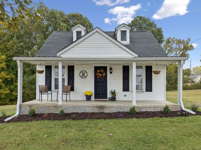 311 Bowling Branch Rd, Cottontown, TN, 37048