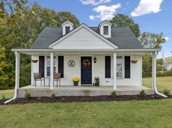 311 Bowling Branch Rd, Cottontown, TN 37048