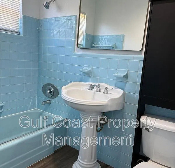 21061 Midway Blvd — Photo 26