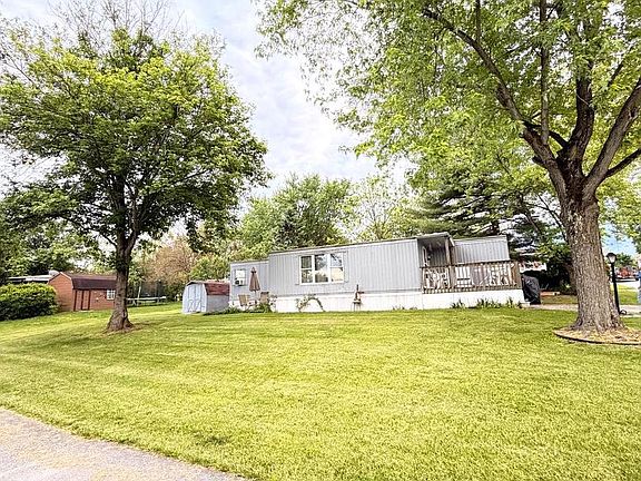 2nd image of 34 Cypress Ln