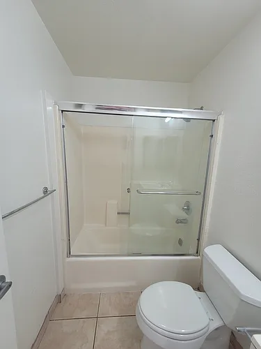 Floor plan 1 Bedroom - No in-unit WD and NO Parking