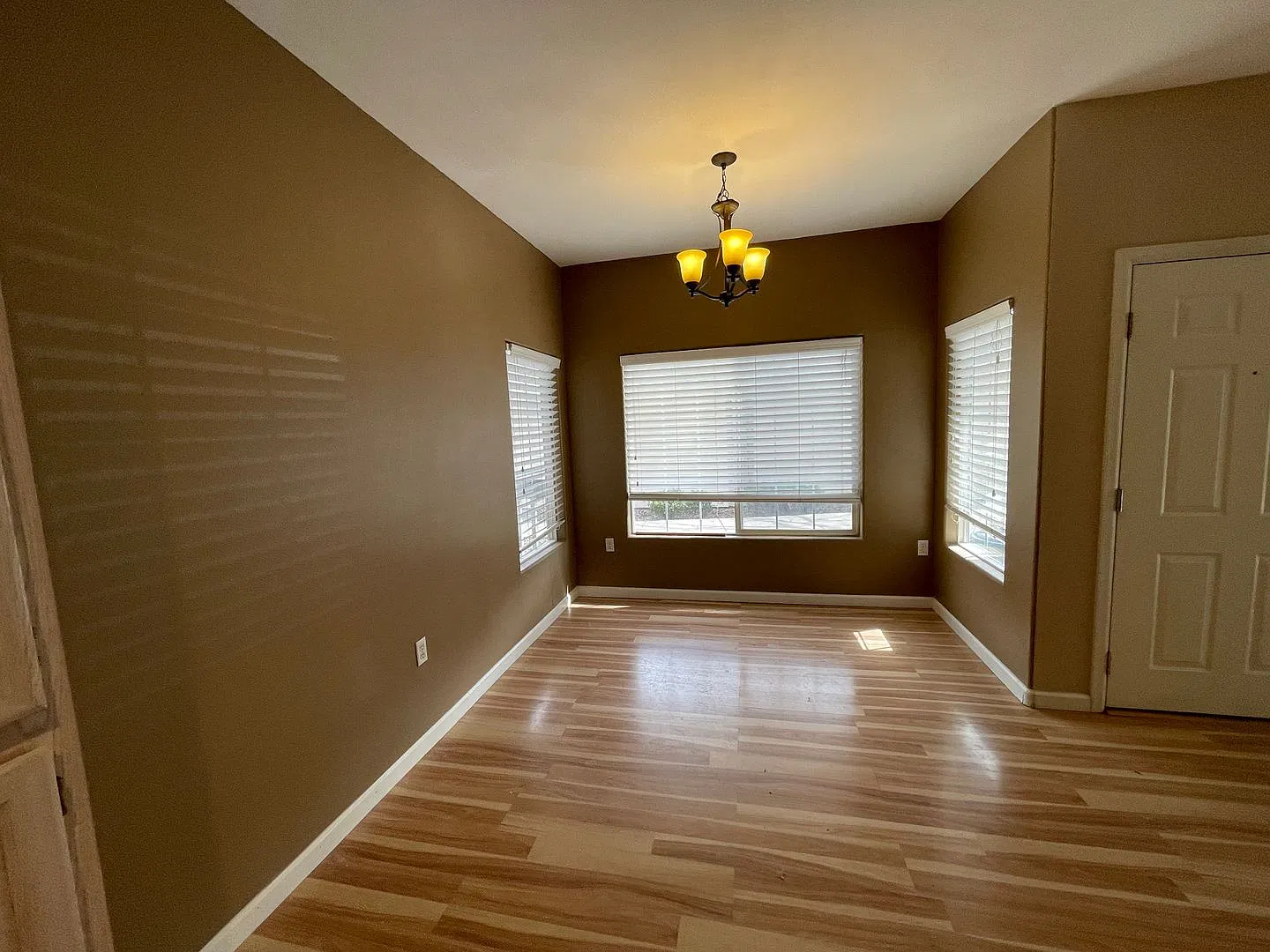 2 Bedroom CONDO in Broomfield in a great location close to shopping, businesses, parks, community... — Photo 4