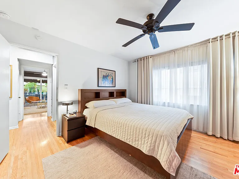 1330 N Crescent Heights Blvd #16 — Photo 19
