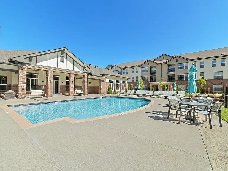 Austin Park Apartments — Photo 16