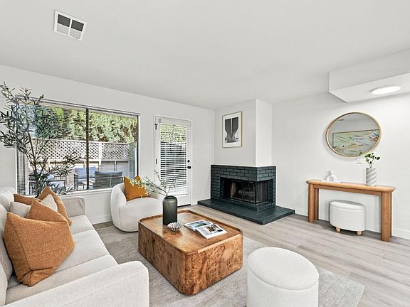 4th image of 2040 Main St APT 135