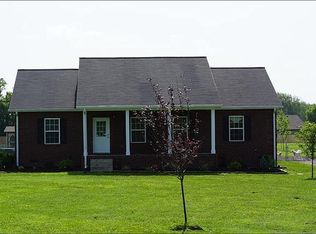 135 Brown Rd, Castalian Springs, TN 37031