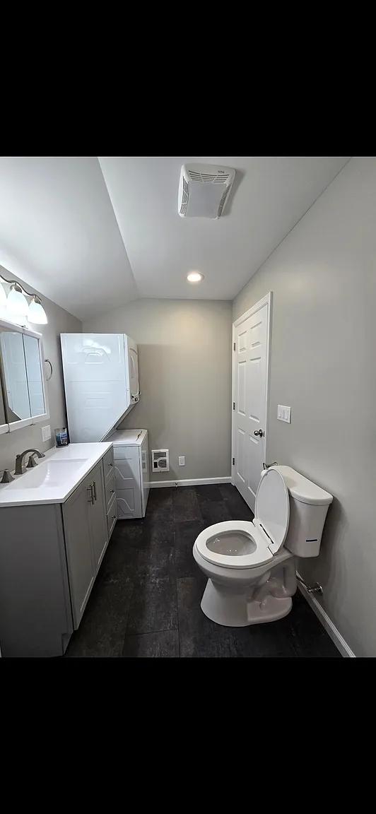 134 Gordon Ave photo 1