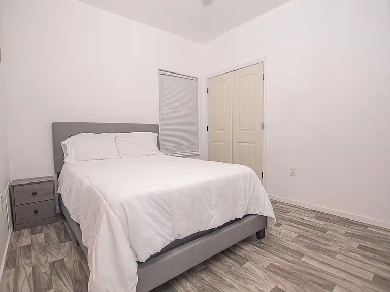 3112 Clay St — Photo 9