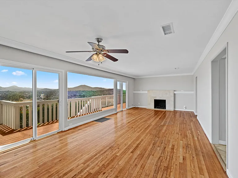 4258 Summit Dr — Photo 14