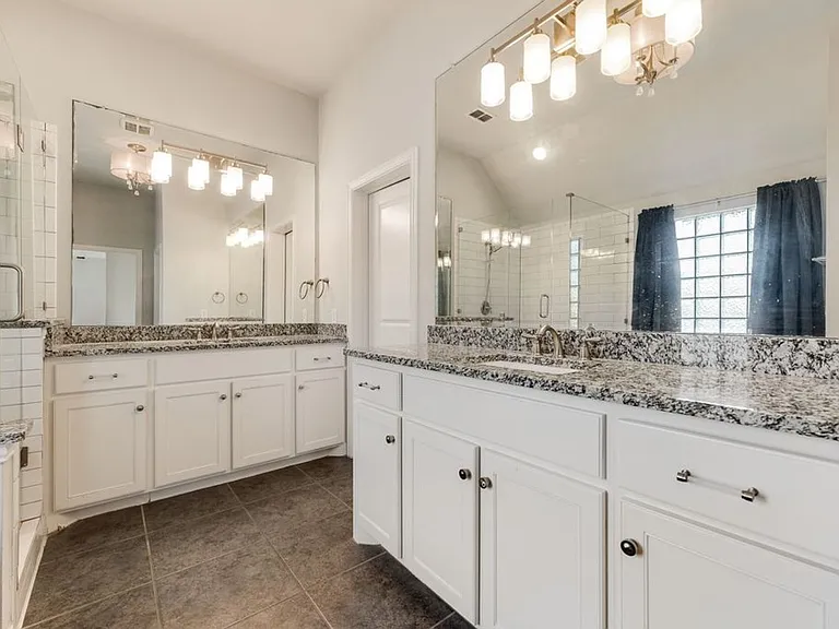2518 Bill Moses Pkwy — Photo 9