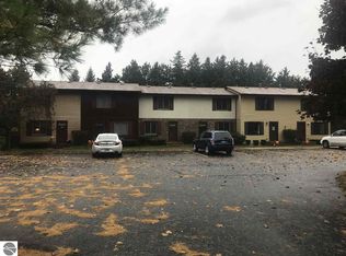 3807 Hammond Rd E #4, Traverse City, MI 49686