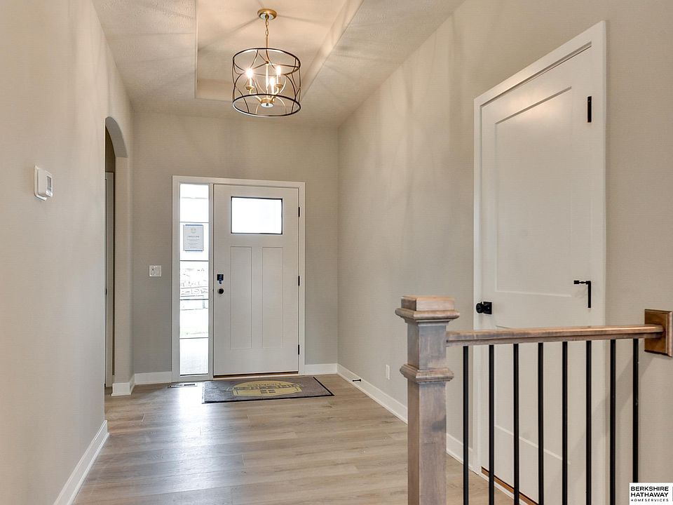 10318 Remington Rd, Papillion, NE 68046 | Zillow