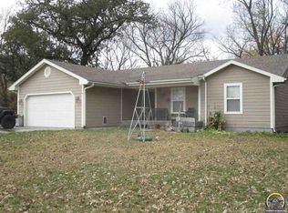 40526 Sassafrass Rd, Belvue, KS 66407