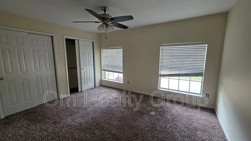 5 bed, 3.0 bath, 3058 sqft, $2,695 — Photo 3