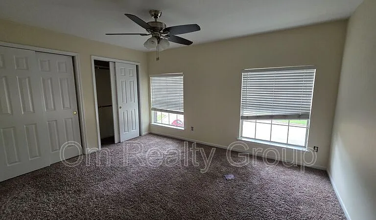 15335 Garett Green Cir — Photo 3