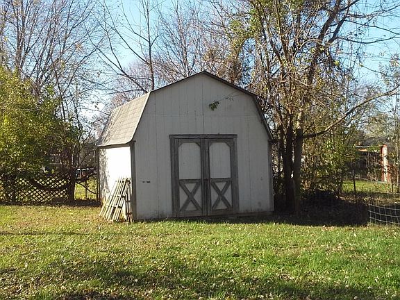 171 outbuilding