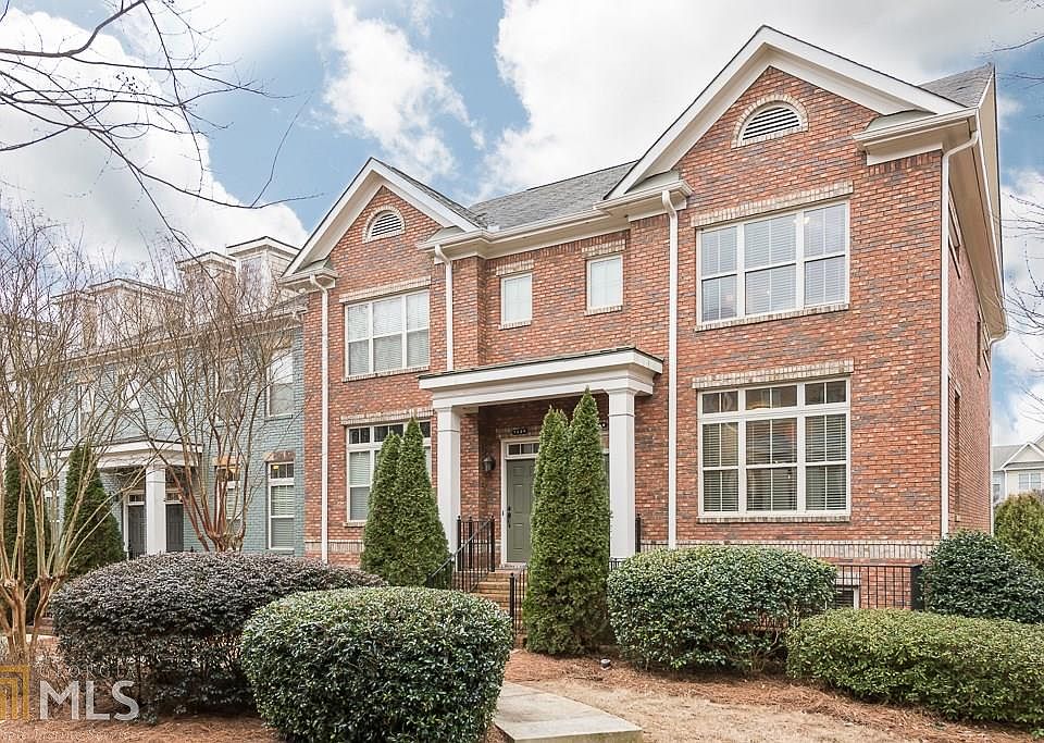 1st image of 8130 Willoughby Ct