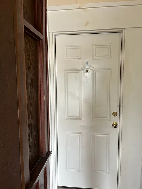 295 E Ash St — Photo 1