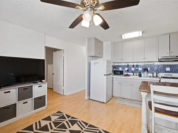 409 Iolani Ave #402, Honolulu, HI 96813