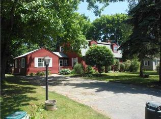 9 Crestview Dr, Smithfield, RI 02828