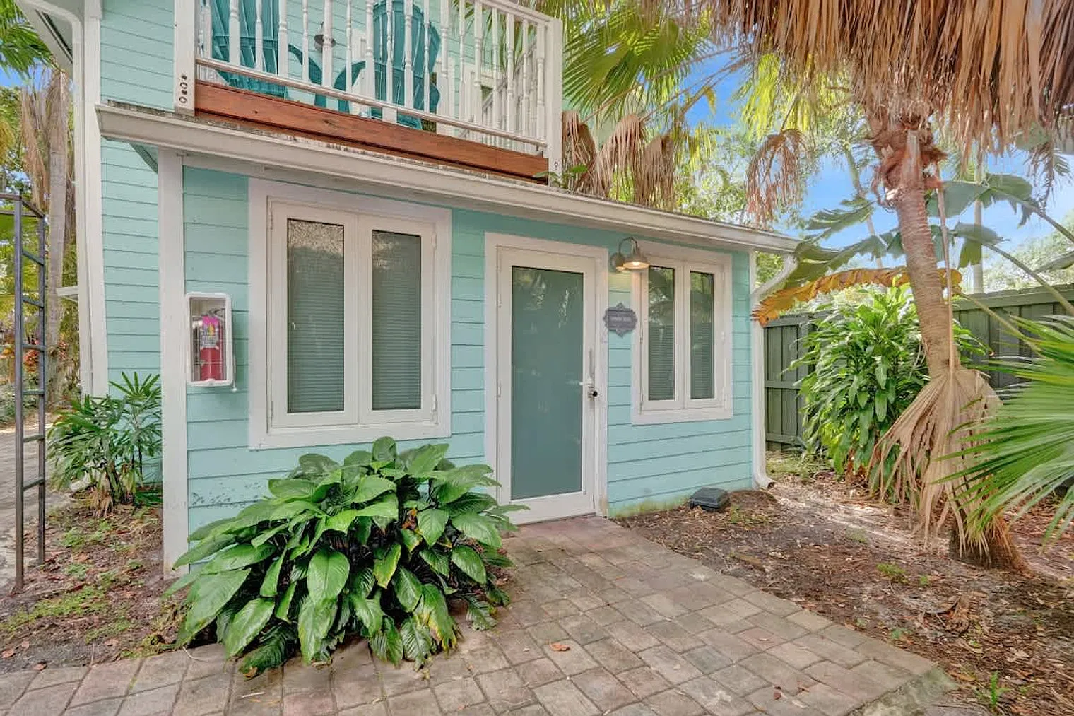 Studio, 1.0 bath, 4004 sqft, $2,445 — Photo 4