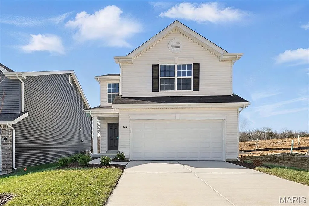 706 Courtshire Crossing photo 1