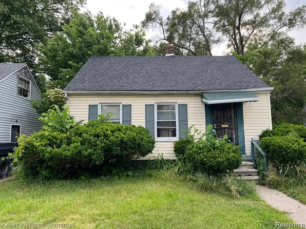 19161 Oakfield St, Detroit, MI 48235