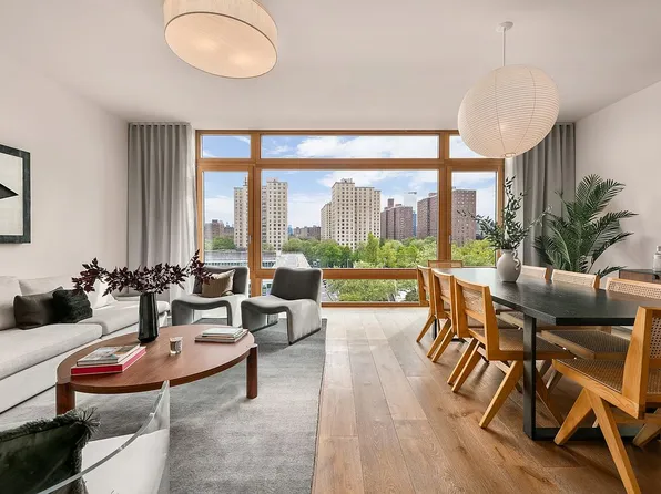 298 E 2nd St #4, New York, NY 10009