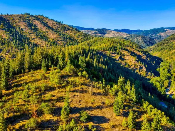 51833 Silver Valley Rd, Kellogg, ID 83837