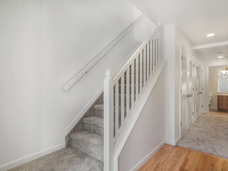 1013 Burning Bush Point — Photo 16