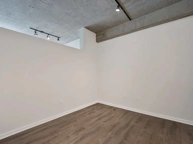 1620 S Michigan Ave #811 — Photo 13