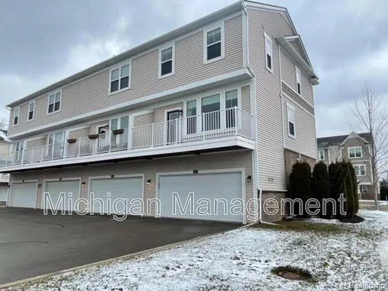 411 Wright St — Photo 24