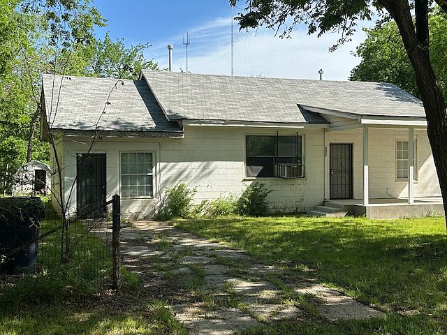 1st image of 1203 NE 69th St