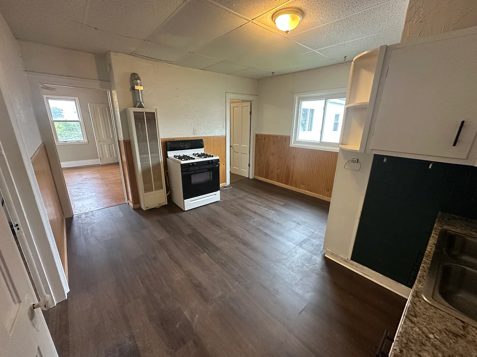 2 bed, 810 sqft, $1,250 — Photo 3