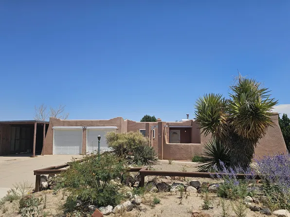 130 Lisbon Ave SE, Rio Rancho, NM 87124