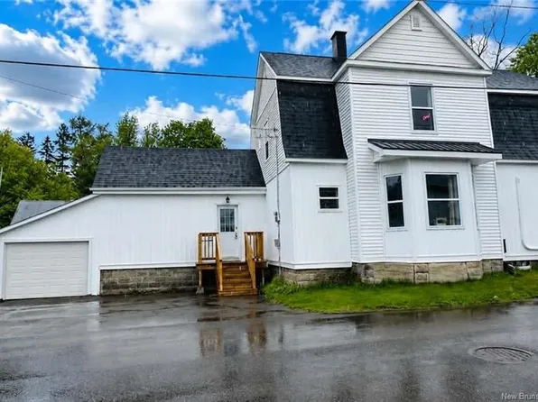 20 Maple St, Florenceville Bristol, NB E7L 3H2