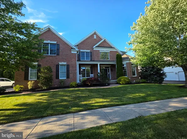 23 Delaney Dr, Newtown, PA 18940